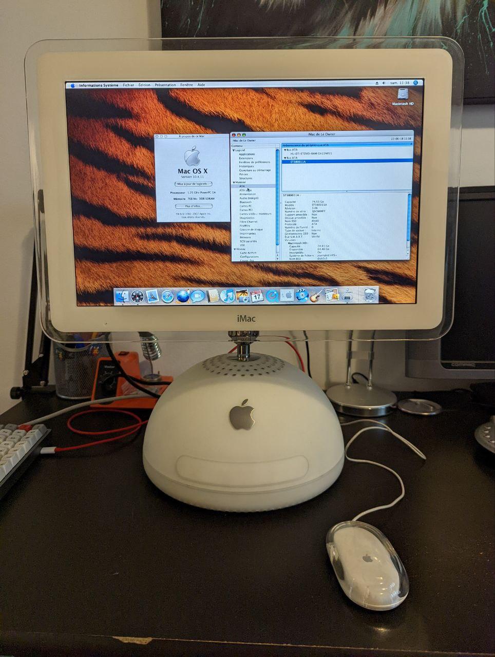 Front of iMac G4