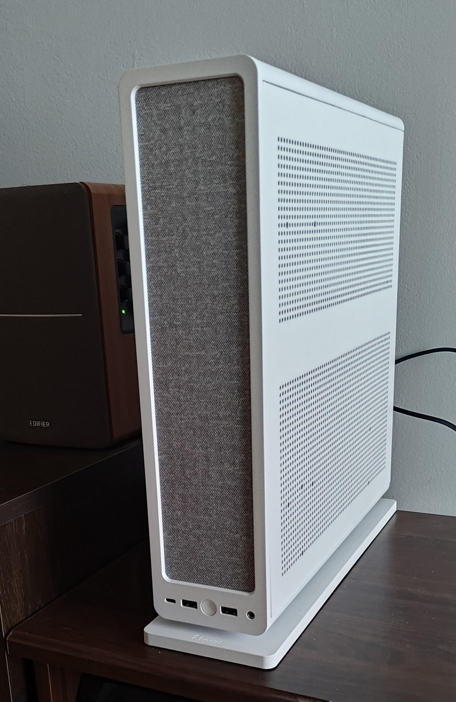 Whole computer
